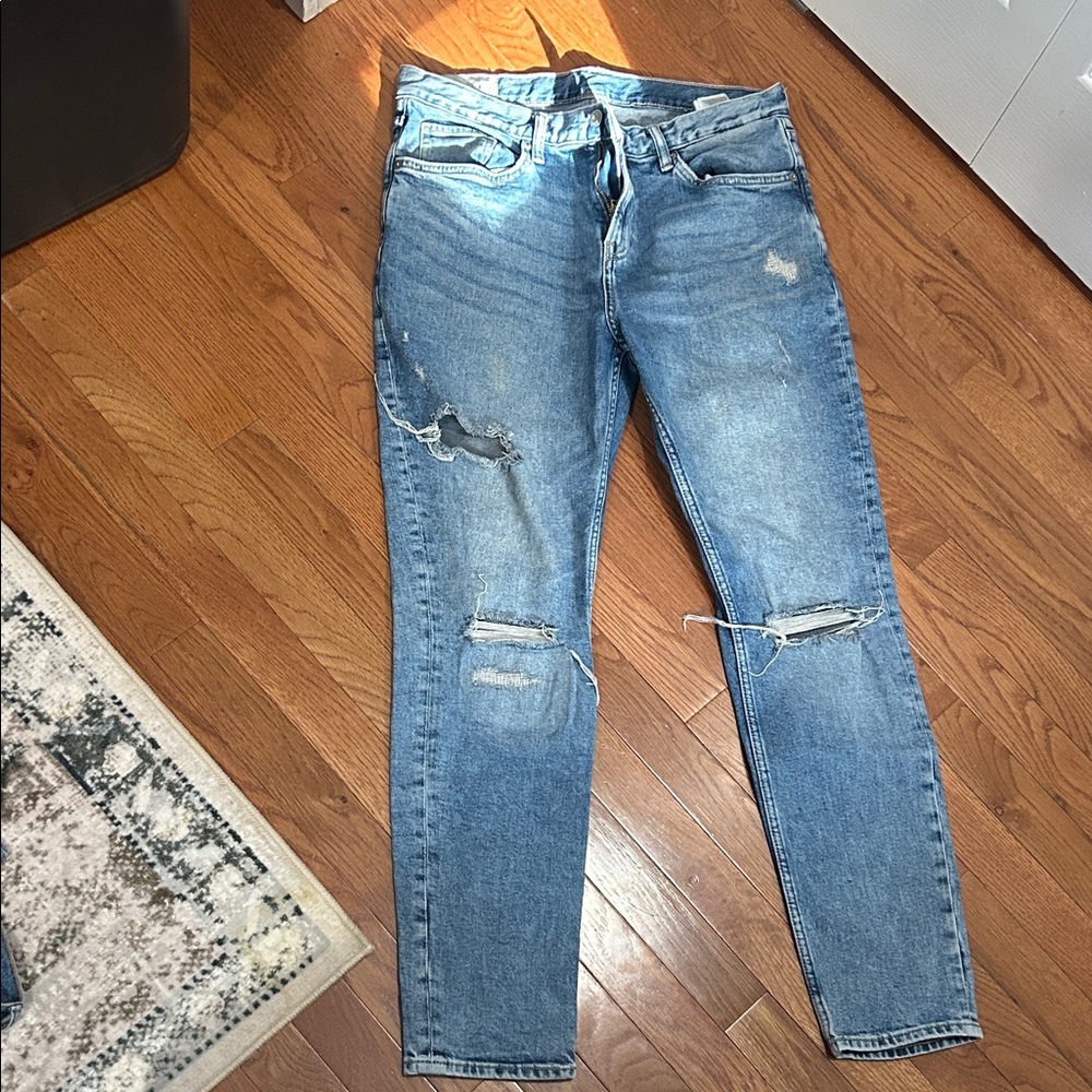 H&M Light Blue Distressed Skinny Jeans